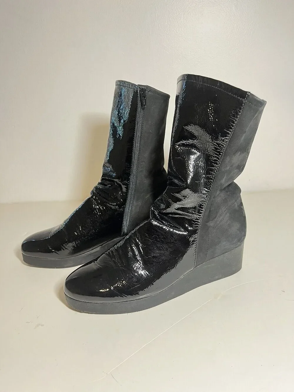 Arche Women EUC Black Patent Leather/Suede Mid Calf 2